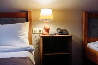 Отель Poseidon Hotel Мариуполь Стандартный двухместный номер с 2 отдельными кроватями-7